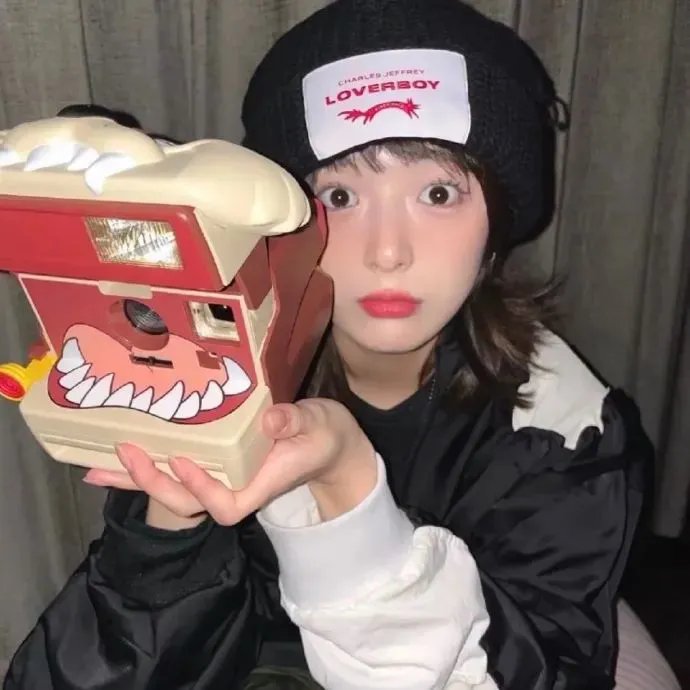 寒涛俪影